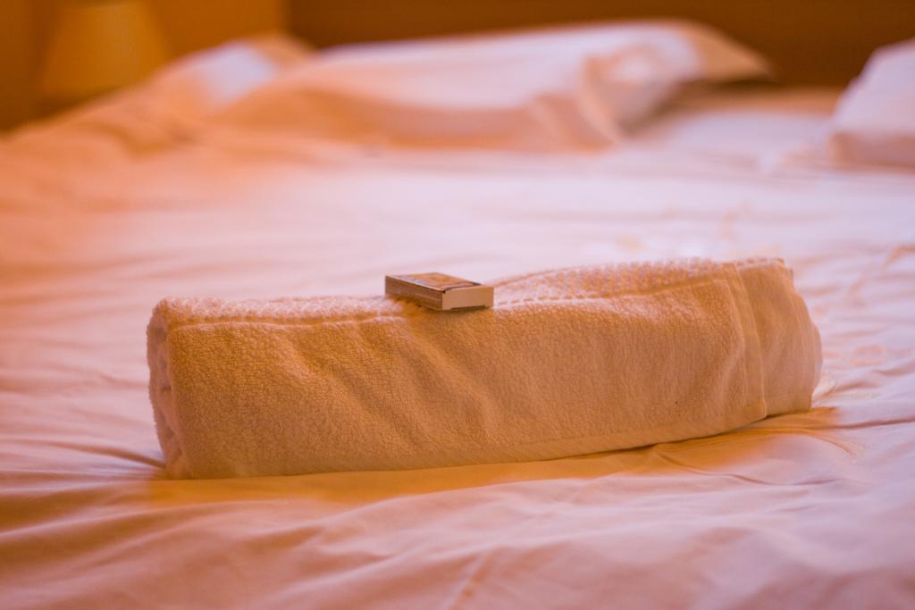 Отель Pension Mellis Cluj Napoca Экстерьер фото